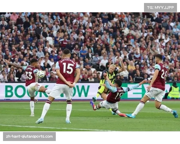 曼联天价前锋连场高光德布劳内两助攻引爆激烈对比